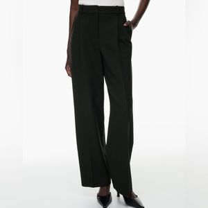 Aritzia Babaton Pleated Wide Leg Pant in Black